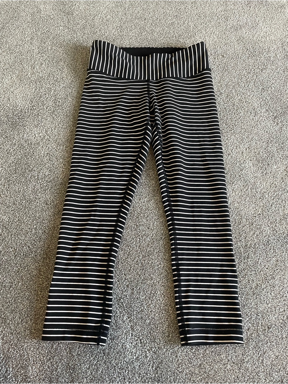 Black and White Striped Capri Leggings